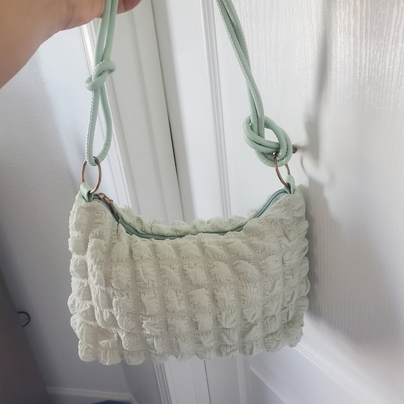 Handmade Textured Knit Shoulder Bag - Mint Green For Woman - Picture 5 of 5